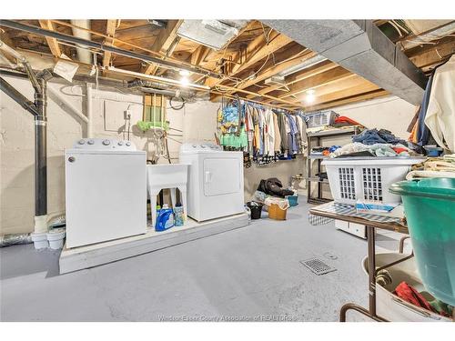 823 Lawrence, Windsor, ON 
