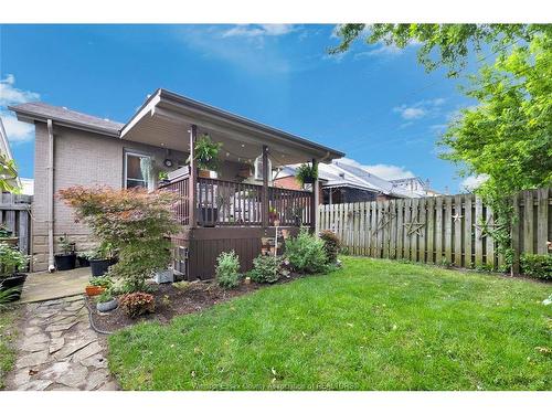 823 Lawrence, Windsor, ON 