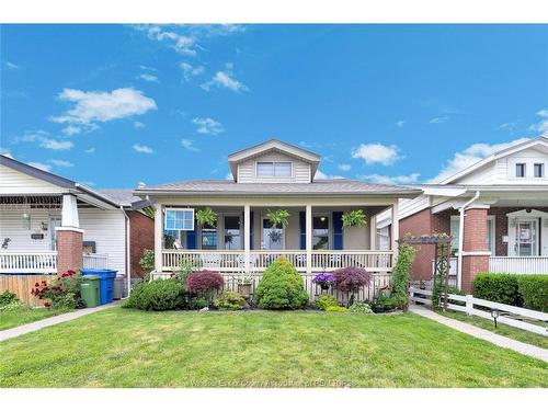 823 Lawrence, Windsor, ON 