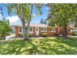 24 GALBRAITH Street Chatham, ON N7L 3X7