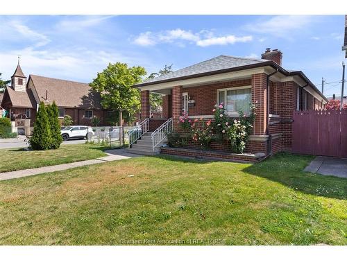1402 Elsmere Avenue, Windsor, ON 