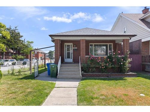 1402 Elsmere Avenue  Windsor, ON N8X 4G9