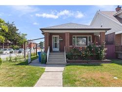 1402 Elsmere Avenue Windsor, ON N8X 4G9