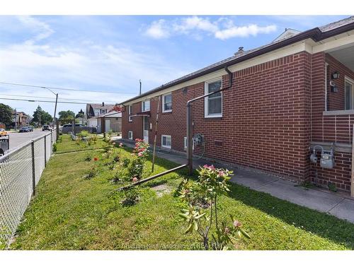 1402 Elsmere Avenue, Windsor, ON 