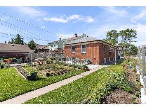 1402 Elsmere Avenue, Windsor, ON 