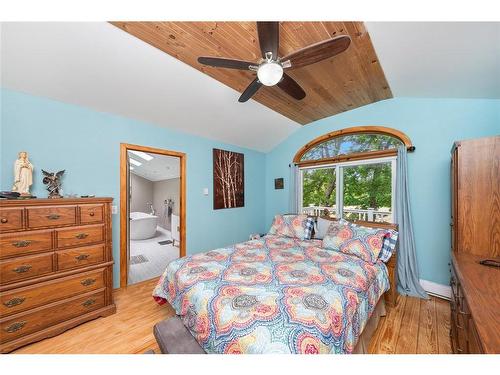 388 Courtright Line, St Clair, ON 