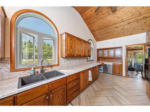 388 Courtright Line, St Clair, ON 