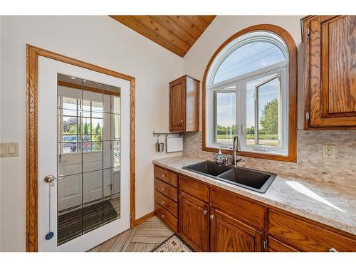 388 Courtright Line, St Clair, ON 