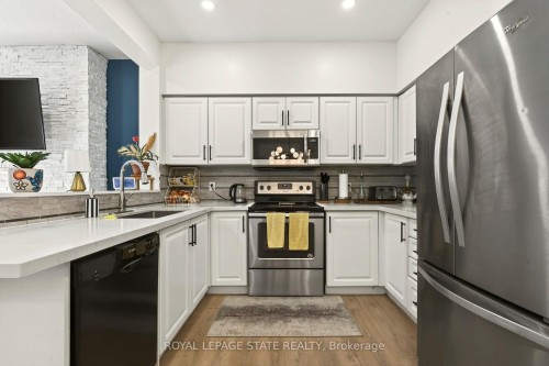 9 Hampton Brook Way, Hamilton, ON 