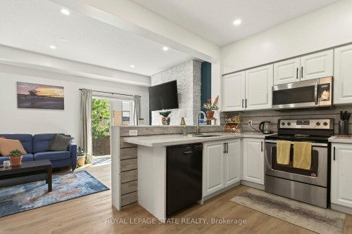9 Hampton Brook Way, Hamilton, ON 