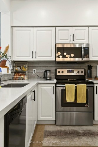 9 Hampton Brook Way, Hamilton, ON 