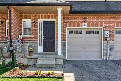 9 Hampton Brook Way, Hamilton, ON 