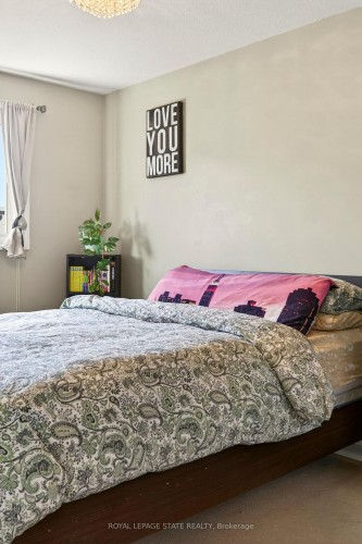 9 Hampton Brook Way, Hamilton, ON 