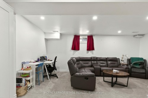 9 Hampton Brook Way, Hamilton, ON 