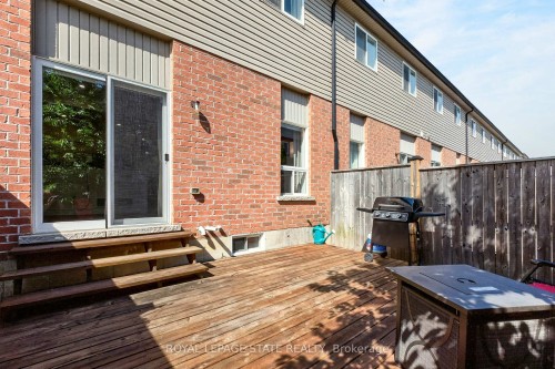 9 Hampton Brook Way, Hamilton, ON 