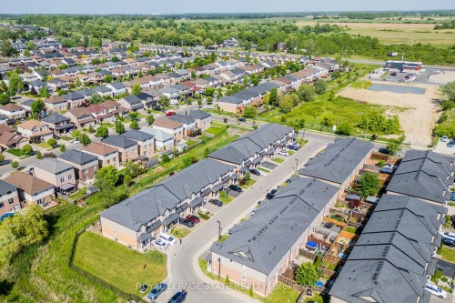9 Hampton Brook Way, Hamilton, ON 