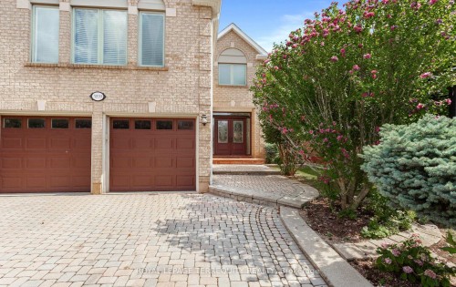 5839 Fieldon Road, Mississauga, ON 