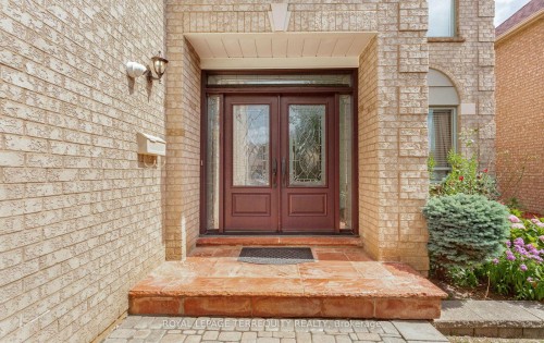 5839 Fieldon Road, Mississauga, ON 
