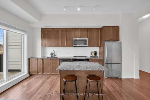 413-555 William Graham Drive, Aurora, ON 