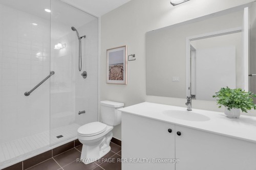 413-555 William Graham Drive, Aurora, ON 