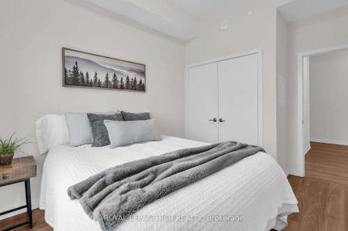 413-555 William Graham Drive, Aurora, ON 
