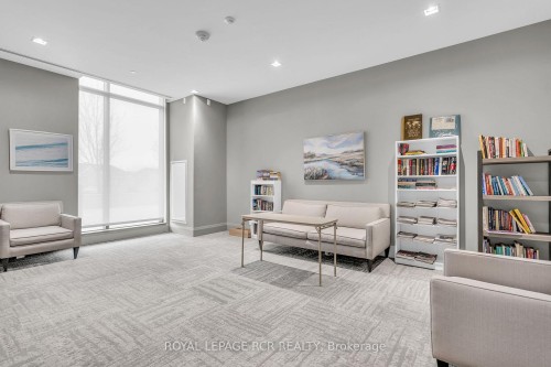 413-555 William Graham Drive, Aurora, ON 