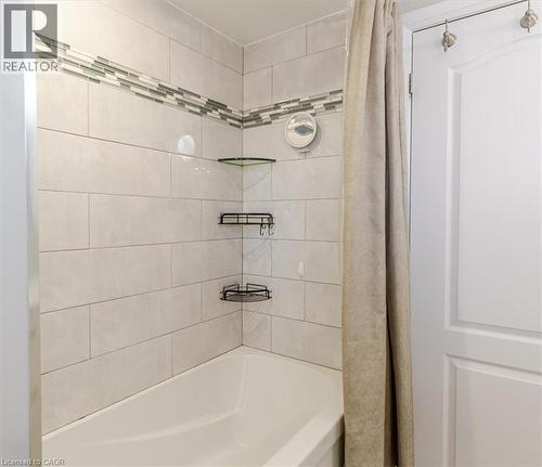 74 Greeningdon Drive, Hamilton, ON 