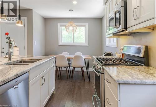 74 Greeningdon Drive, Hamilton, ON 