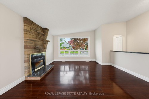 24 Grande Avenue, Hamilton, ON 