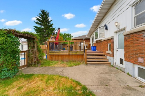 24 Grande Avenue, Hamilton, ON 