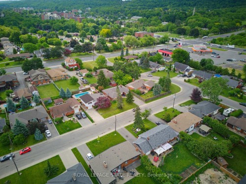 24 Grande Avenue, Hamilton, ON 