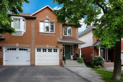 156 Chudleigh Street  Hamilton, ON L8B 0J4