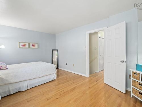100 Forestside Crescent, Halifax, NS 