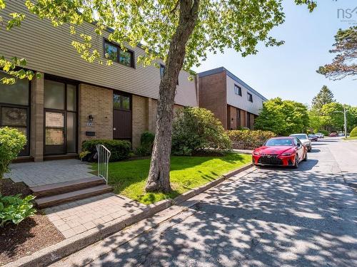100 Forestside Crescent, Halifax, NS 