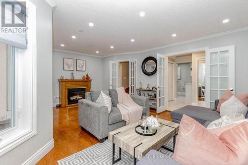 194 PRESSED BRICK DRIVE  Brampton, ON L6V 4K7