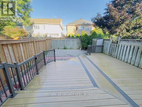 1098 Carding Mill Place, Mississauga, ON 