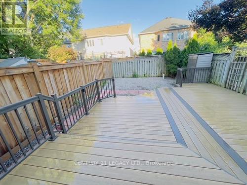 1098 Carding Mill Place, Mississauga, ON 