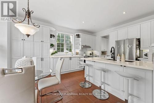 5948 Chercover Court, Burlington, ON 