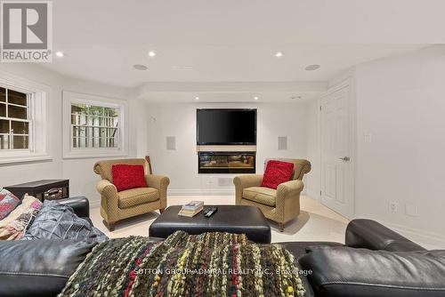 5948 Chercover Court, Burlington, ON 