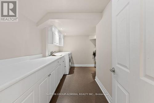 5948 Chercover Court, Burlington, ON 