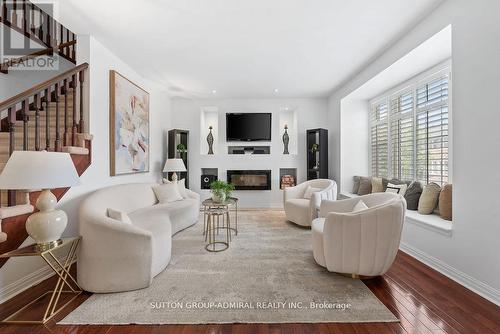 5948 Chercover Court, Burlington, ON 