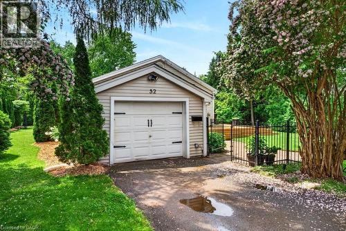 52 Orchard Drive, Ancaster, ON 
