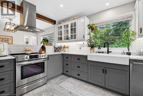 52 Orchard Drive, Ancaster, ON 