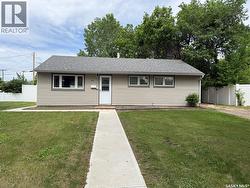 622 Williams CRESCENT  Regina, SK S4T 6B2