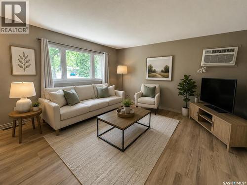 622 Williams Crescent, Regina, SK 