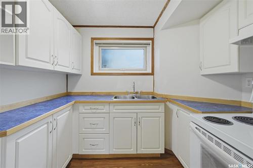 15 Selkirk Crescent, Saskatoon, SK 