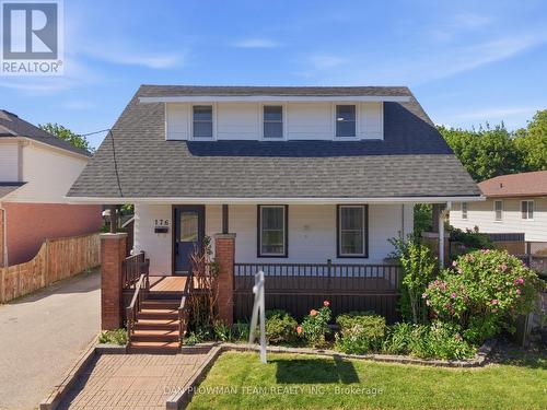 176 ANNIS STREET  Oshawa, ON L1H 3P4