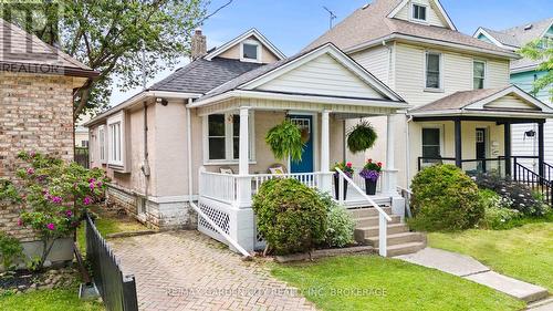 247 LAKE STREET  St. Catharines (Downtown), ON L2R 5Z5