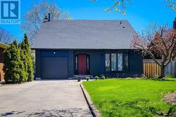 680 POWELL COURT  Burlington, ON L7R 3E8