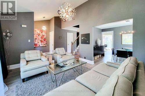 680 Powell Court, Burlington, ON 